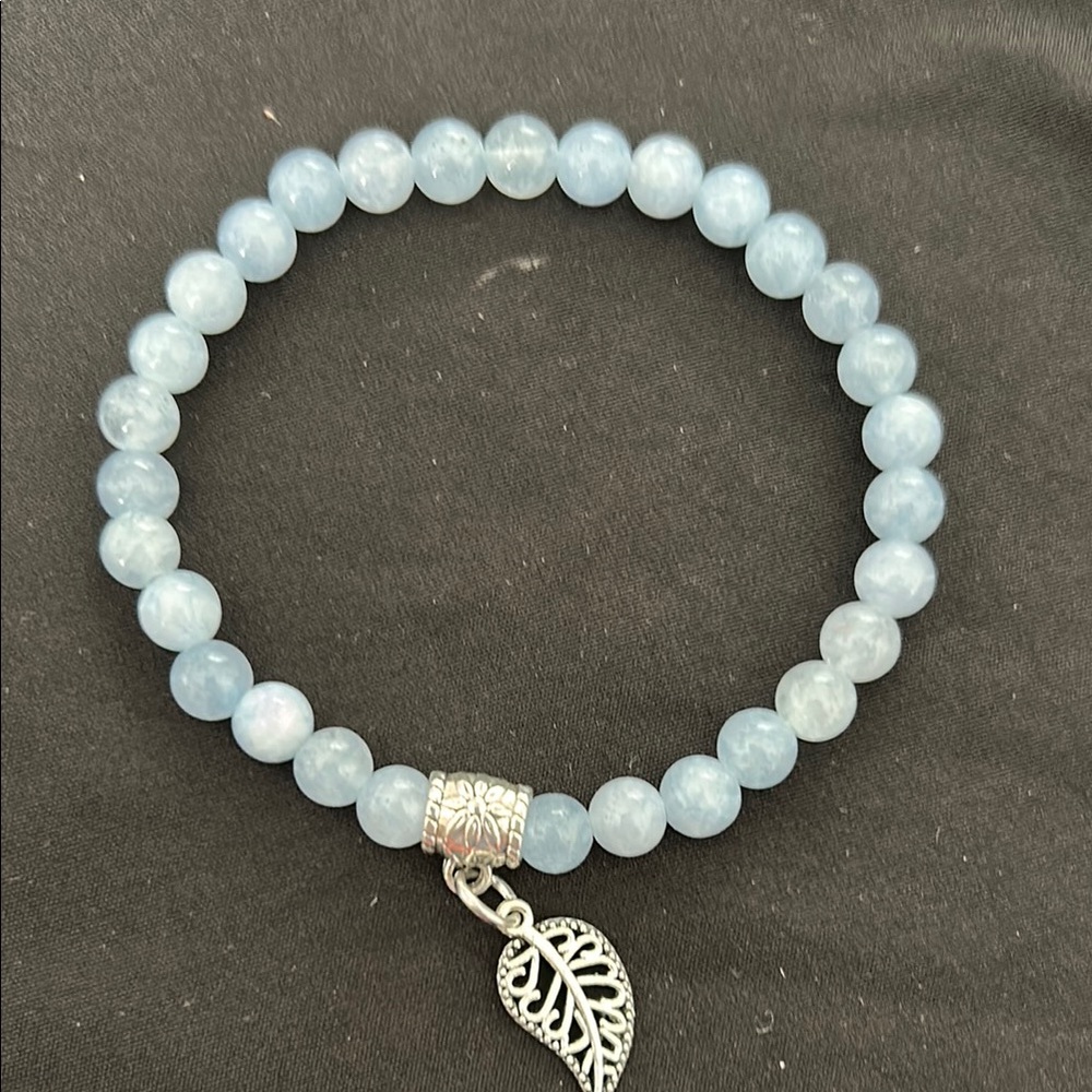 🆕 Natural Blue Aventurine Gemstone bracelet with a leaf charm attached
